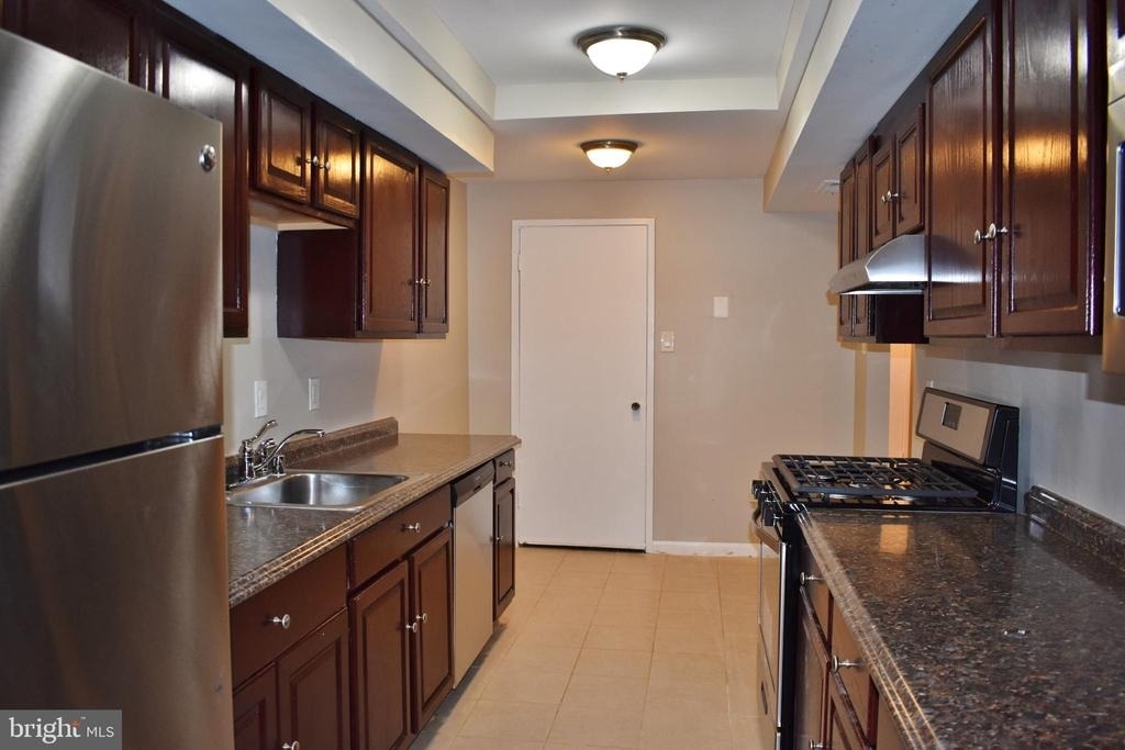 10246 Prince Place - Photo 2