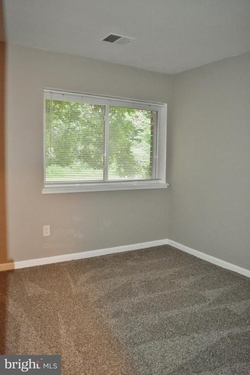 10246 Prince Place - Photo 10