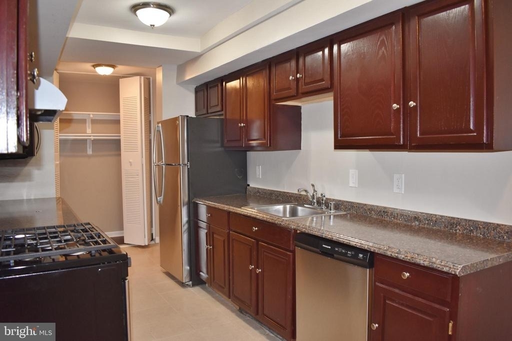 10246 Prince Place - Photo 3
