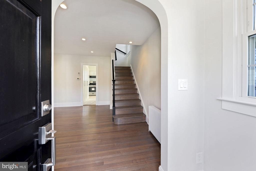 4816 Leland Street - Photo 3
