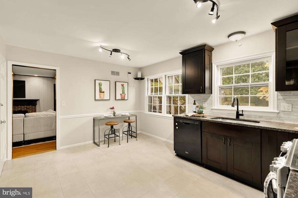 11000 Rosemont Drive - Photo 39