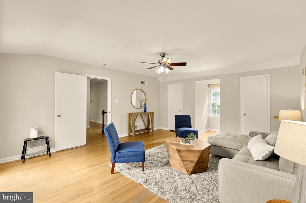 11000 Rosemont Drive - Photo 14
