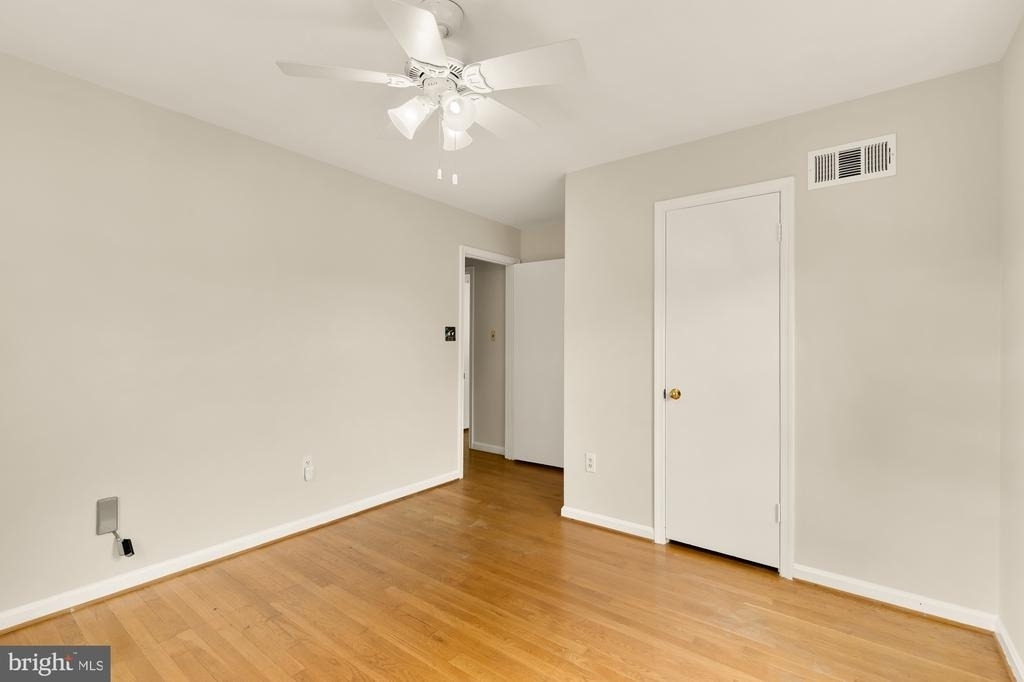 11000 Rosemont Drive - Photo 16