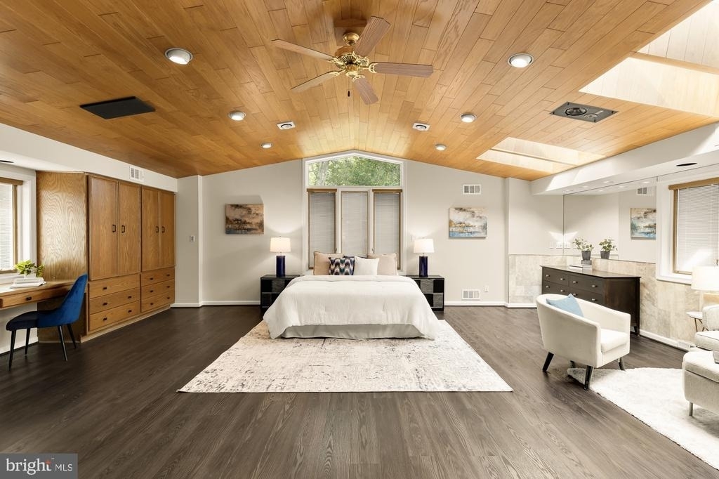 11000 Rosemont Drive - Photo 13