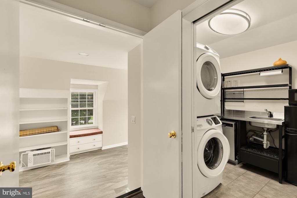 11000 Rosemont Drive - Photo 10