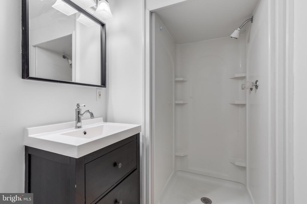 1402 Mullins Street - Photo 30
