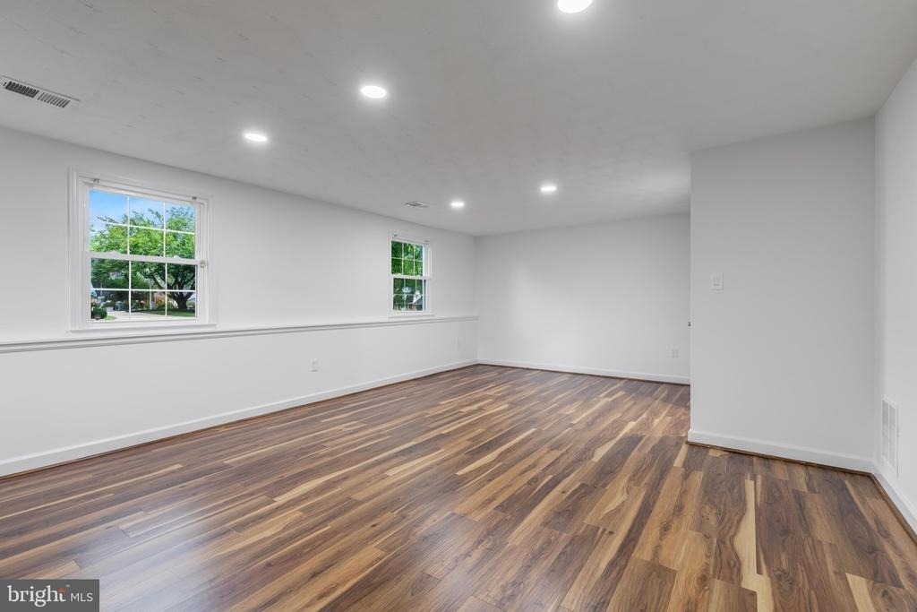 1402 Mullins Street - Photo 16
