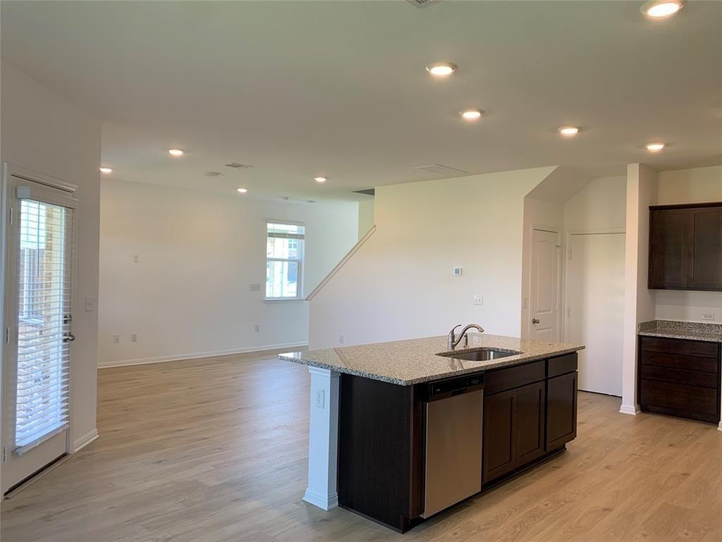 317 Brody Ln - Photo 3