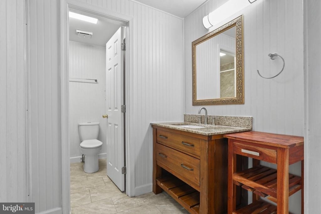 1215 Independence Square - Photo 24