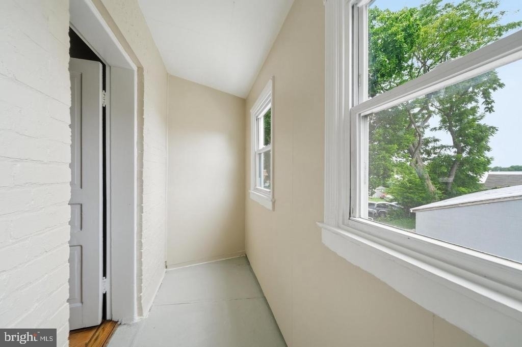 403 W South Street - Photo 28