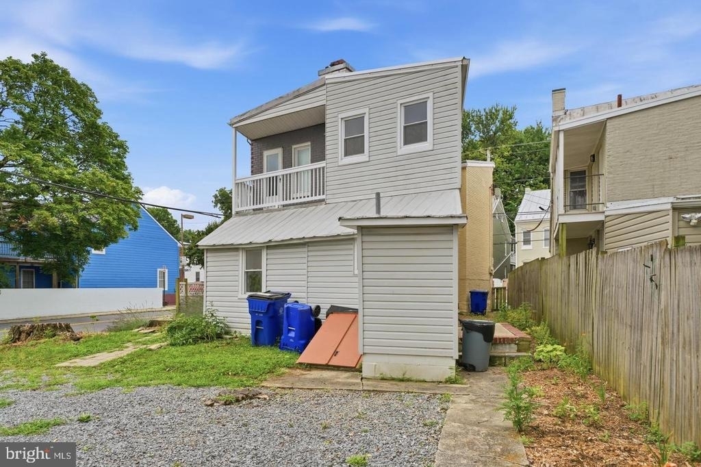 403 W South Street - Photo 33