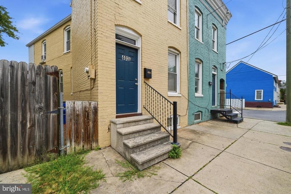 403 W South Street - Photo 5
