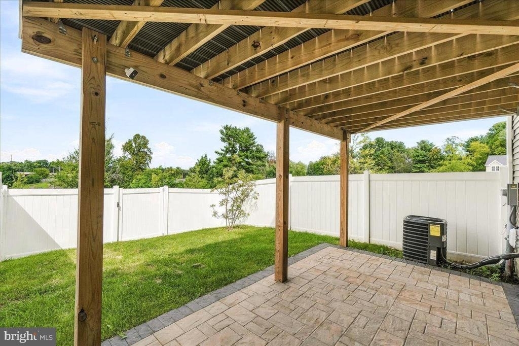 1403 Wilmer Park Lane - Photo 25