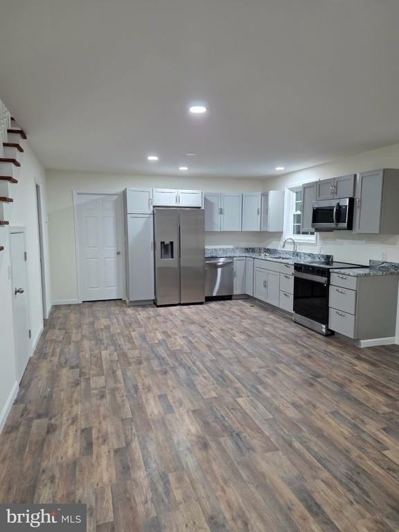 522 Pine Street - Photo 3
