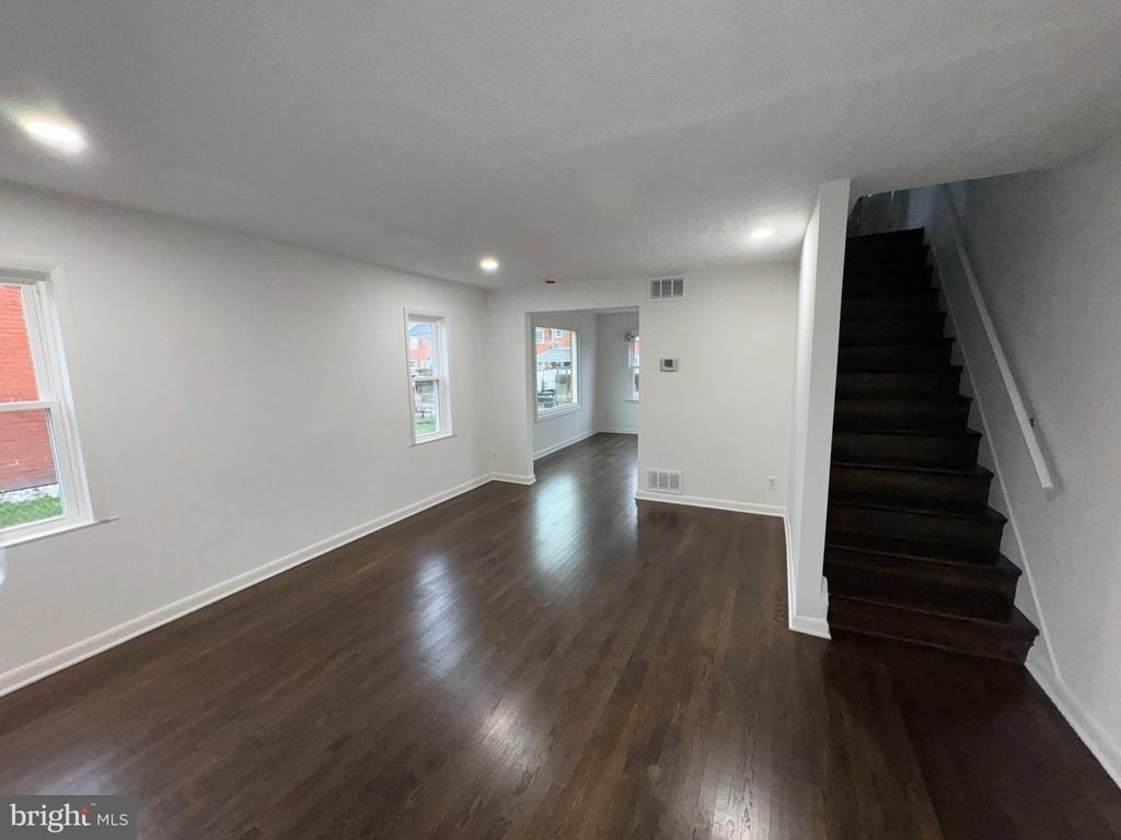 826 Arncliffe Road - Photo 1