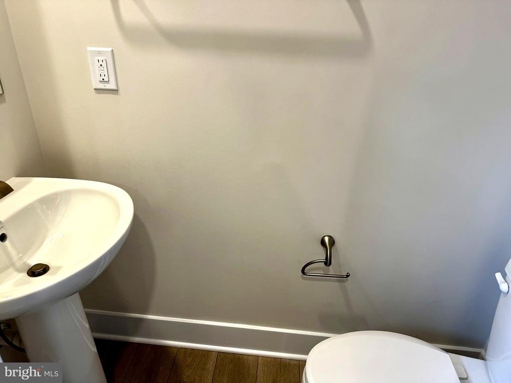 7817 Barrensdale Road - Photo 3