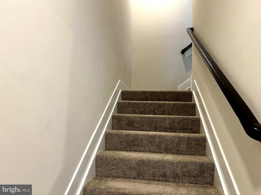 7817 Barrensdale Road - Photo 6
