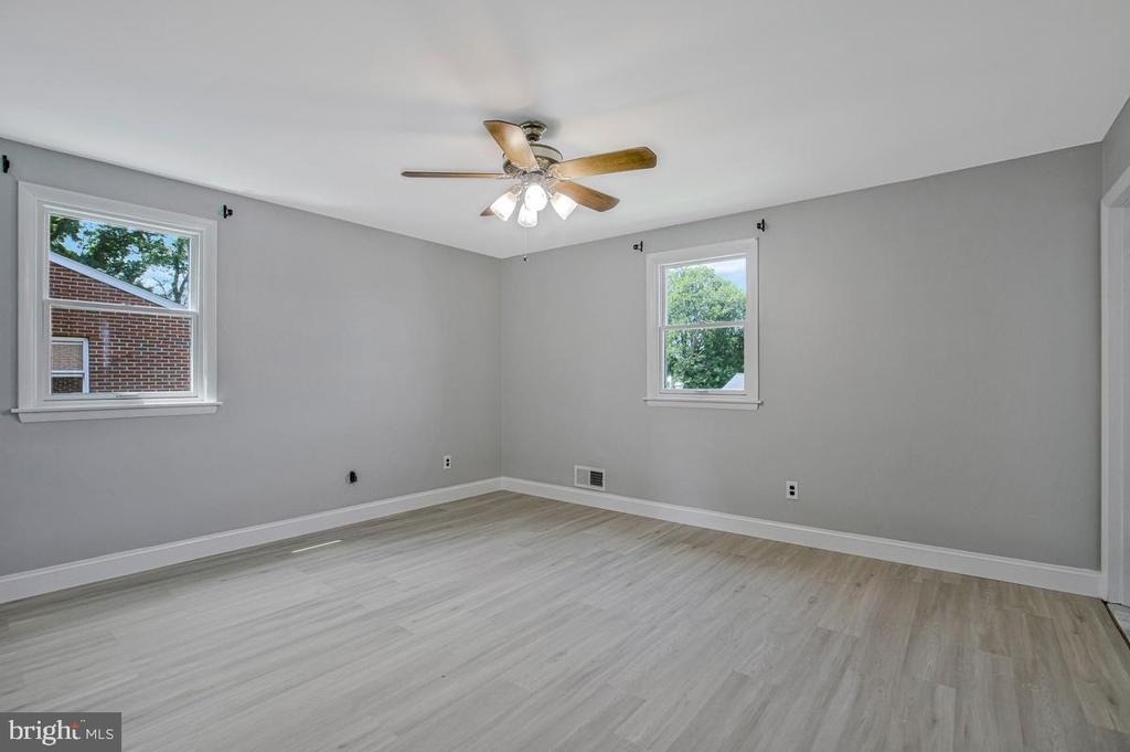 9207 Gardenia Road - Photo 17