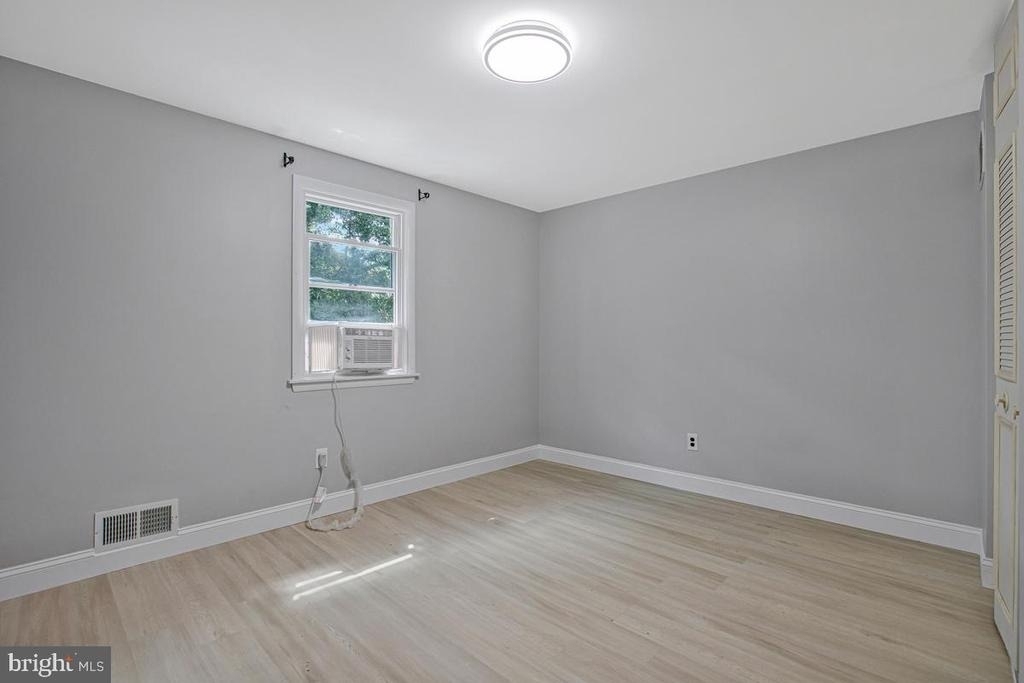 9207 Gardenia Road - Photo 27
