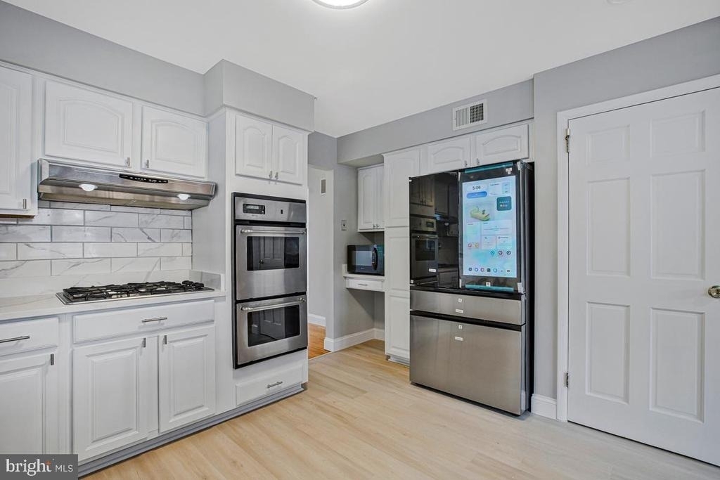 9207 Gardenia Road - Photo 12
