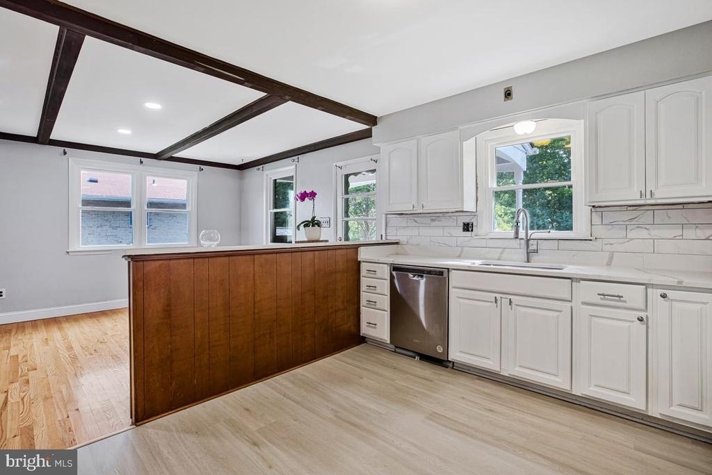 9207 Gardenia Road - Photo 13