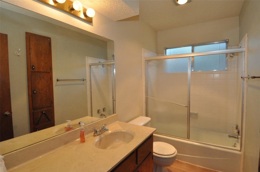 8414 Fathom Cir - Photo 11