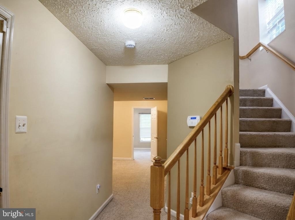 9746 Harvester Circle - Photo 5