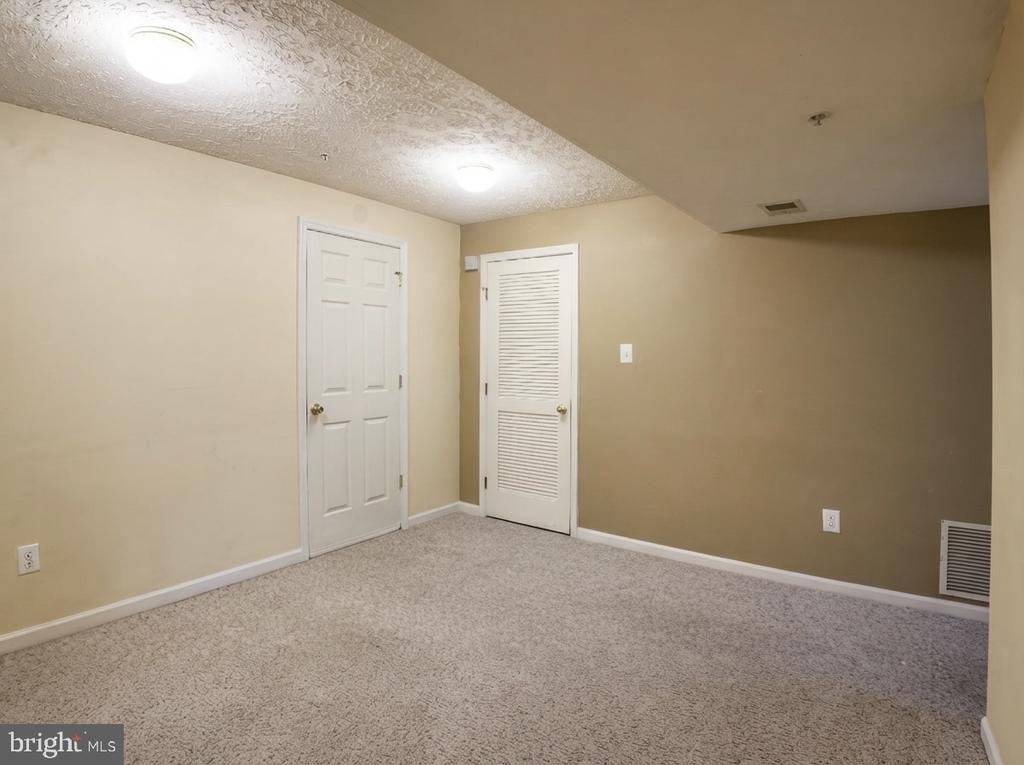 9746 Harvester Circle - Photo 12