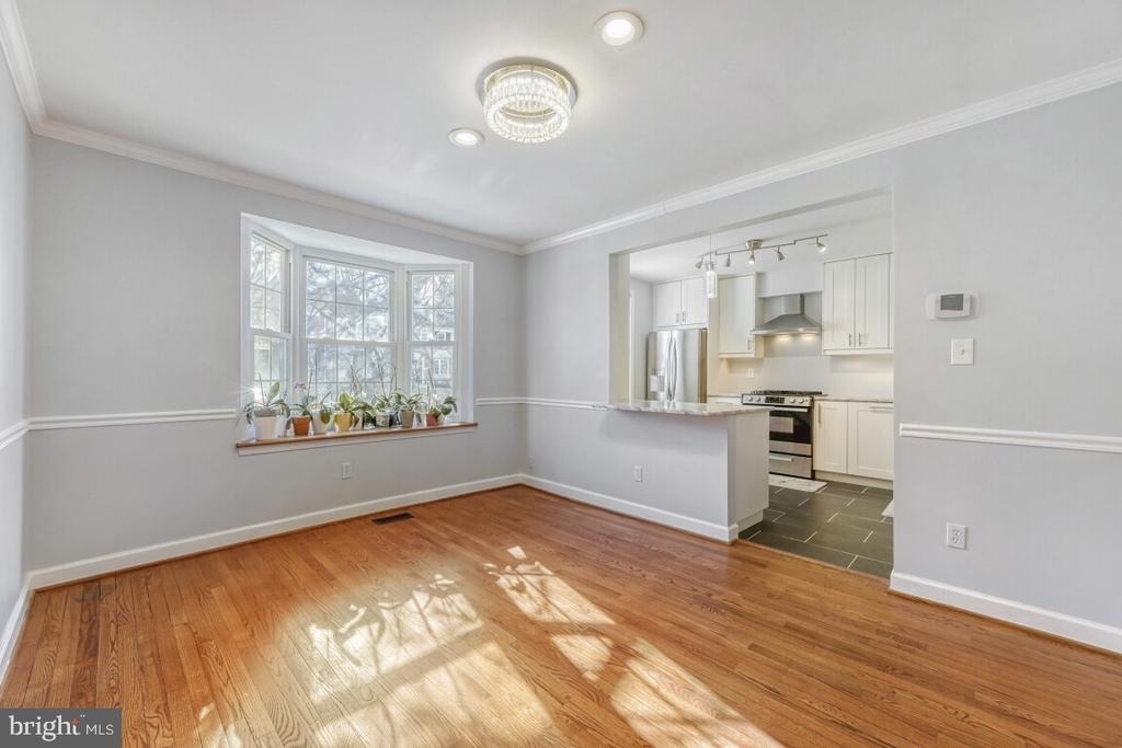 7222 Brookfalls Terrace - Photo 2
