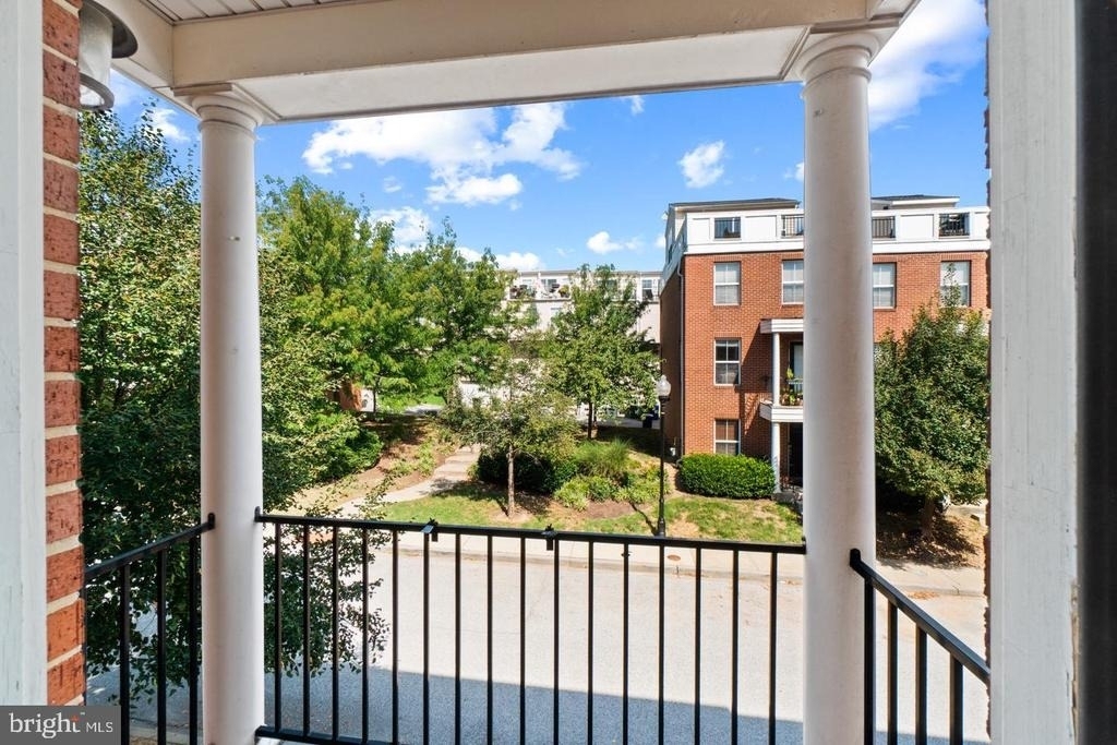 4617 Dillon Street - Photo 20