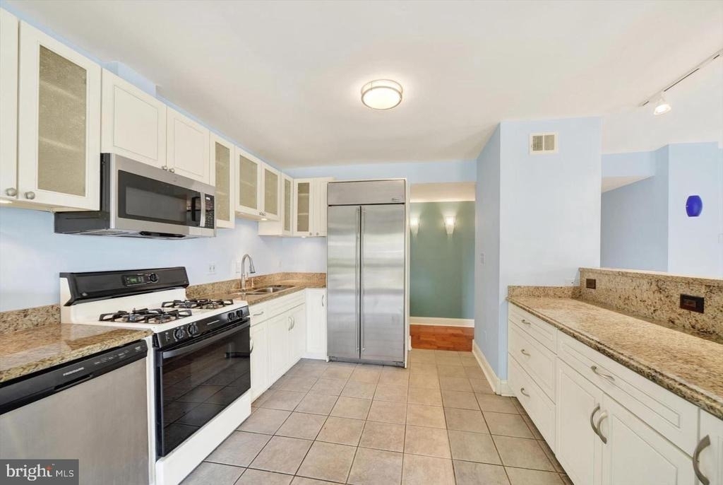 7 Cross Keys Road - Photo 6