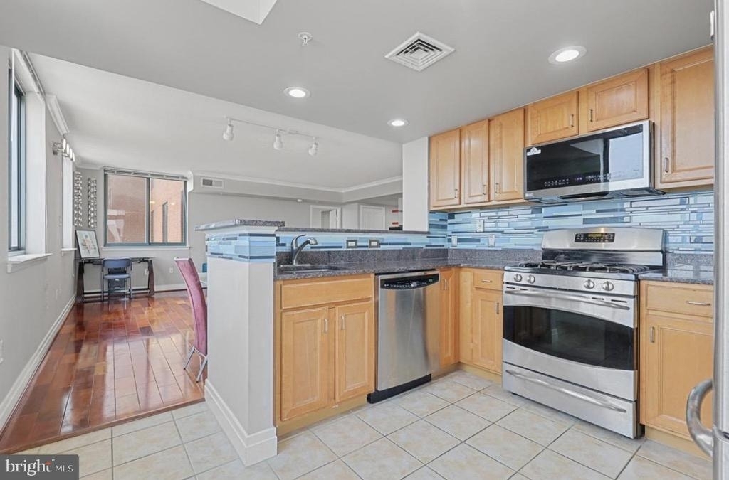 414 Water Street - Photo 6