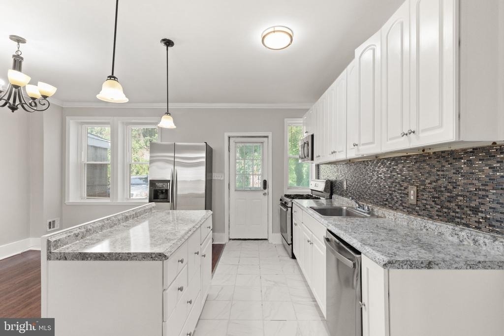 4032 Fairfax Road - Photo 7