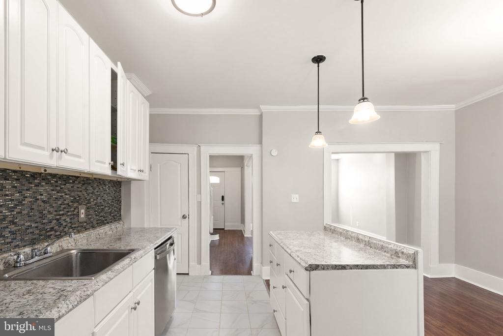4032 Fairfax Road - Photo 8