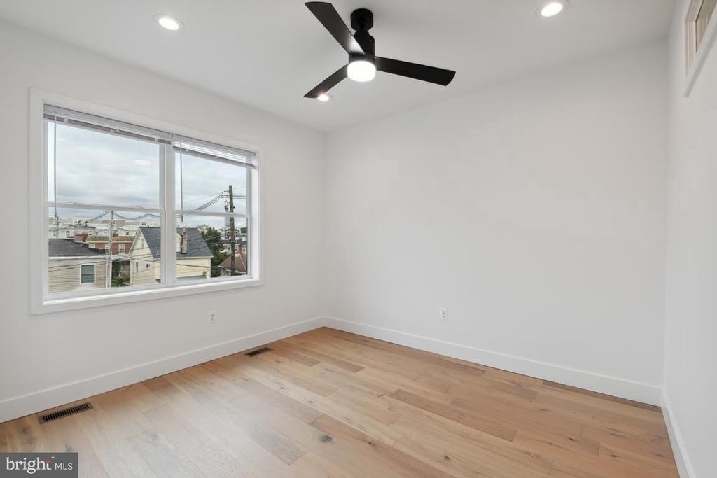 1207 Dellwood Avenue - Photo 13