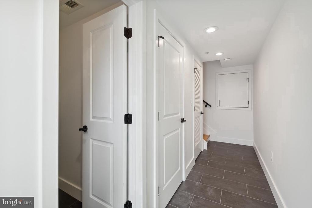 1207 Dellwood Avenue - Photo 33