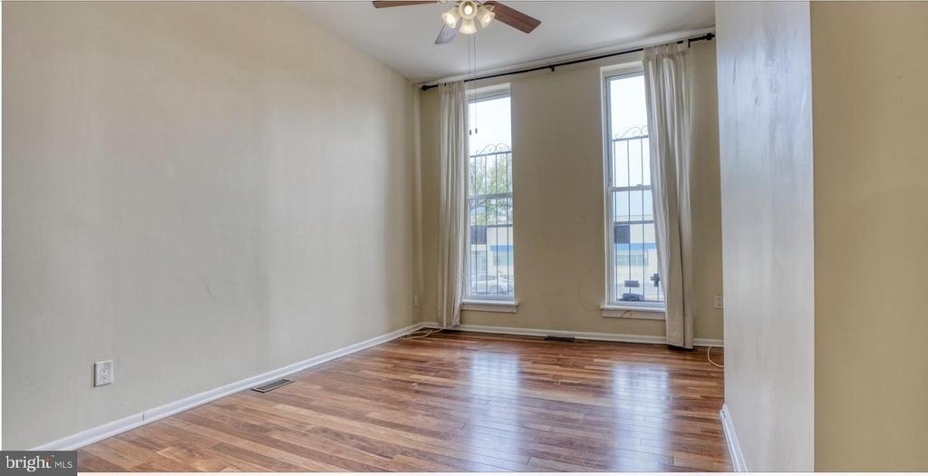 424 E North Avenue - Photo 3