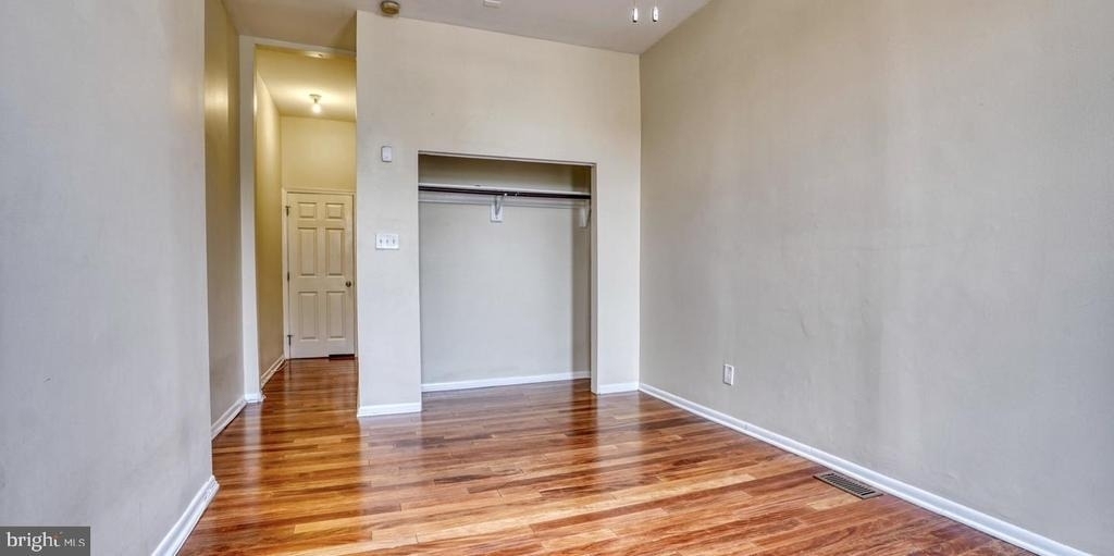 424 E North Avenue - Photo 4