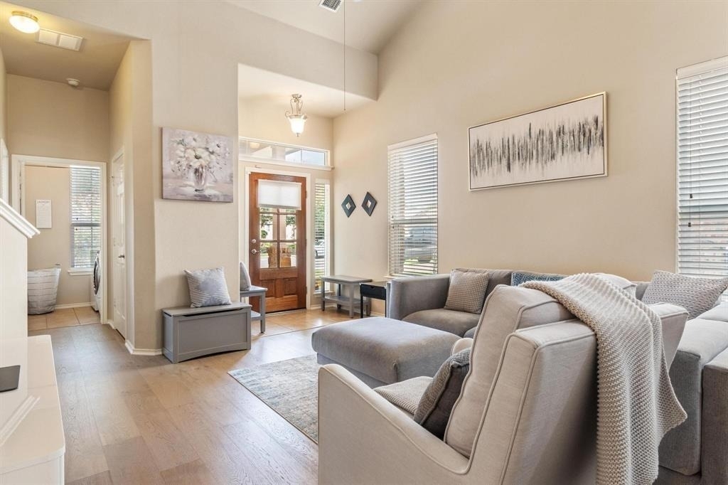 12113 Verchota Dr - Photo 3