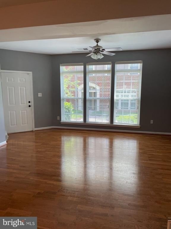 7548 Stoney Run Drive - Photo 2