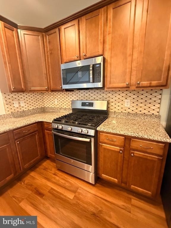 309 Mill Pond Avenue - Photo 10