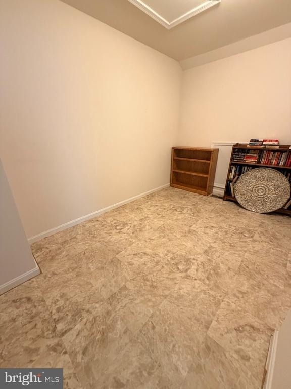 309 Mill Pond Avenue - Photo 30