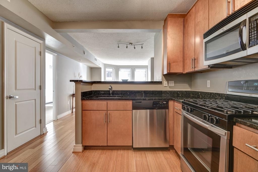 915 E Street Nw - Photo 20