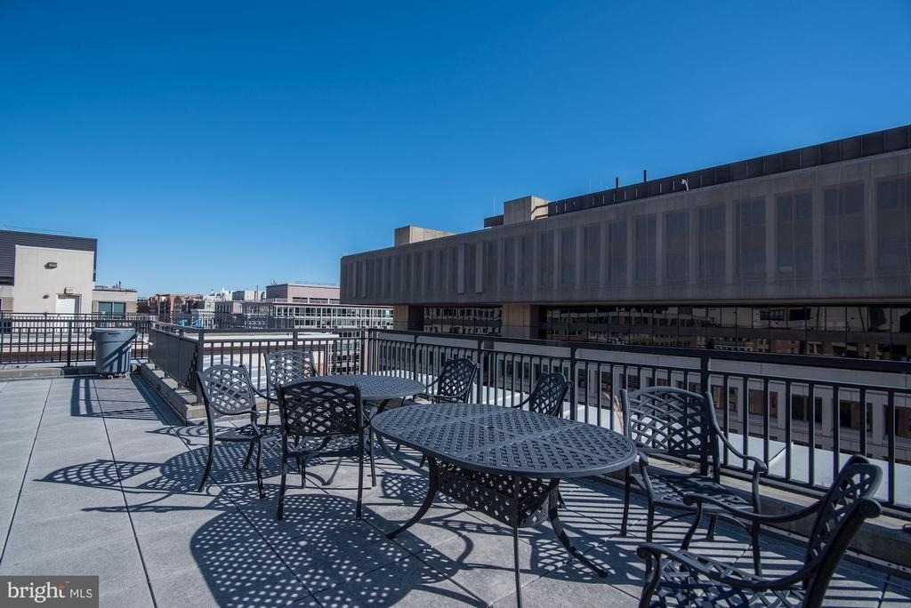915 E Street Nw - Photo 37