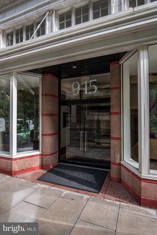 915 E Street Nw - Photo 2