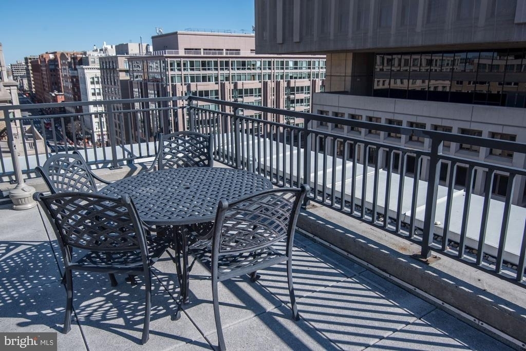 915 E Street Nw - Photo 38