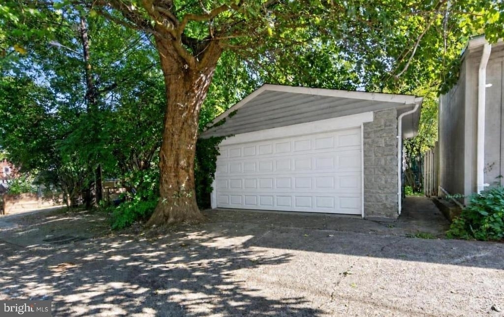 4423 P Street Nw - Photo 25