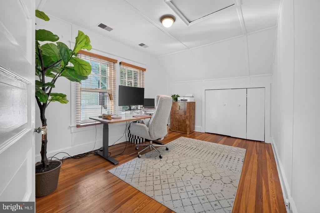 4423 P Street Nw - Photo 20