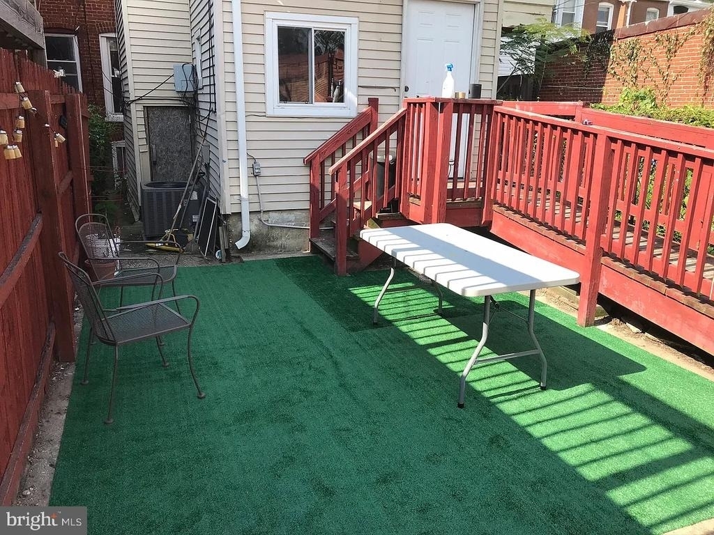 520 Kenyon Street Nw - Photo 9