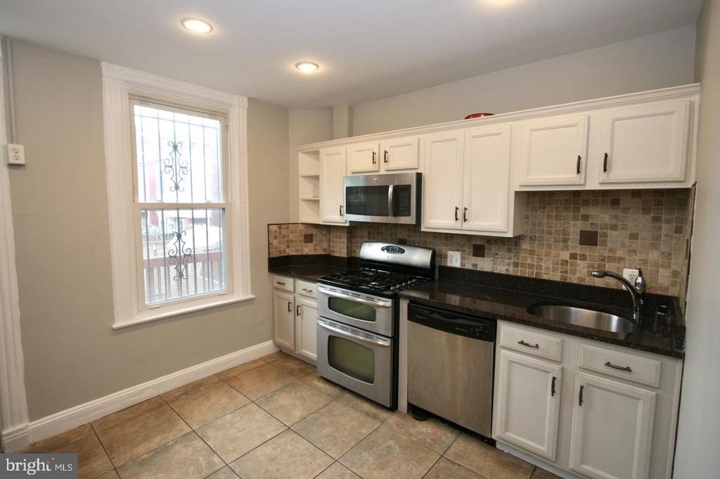 3209 Nw 11th Street Nw - Photo 2